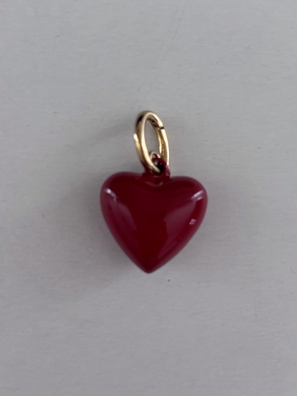 NWOT Roxanne Assoulin The Mini Puffy Heart Charm - Picture 2 of 3